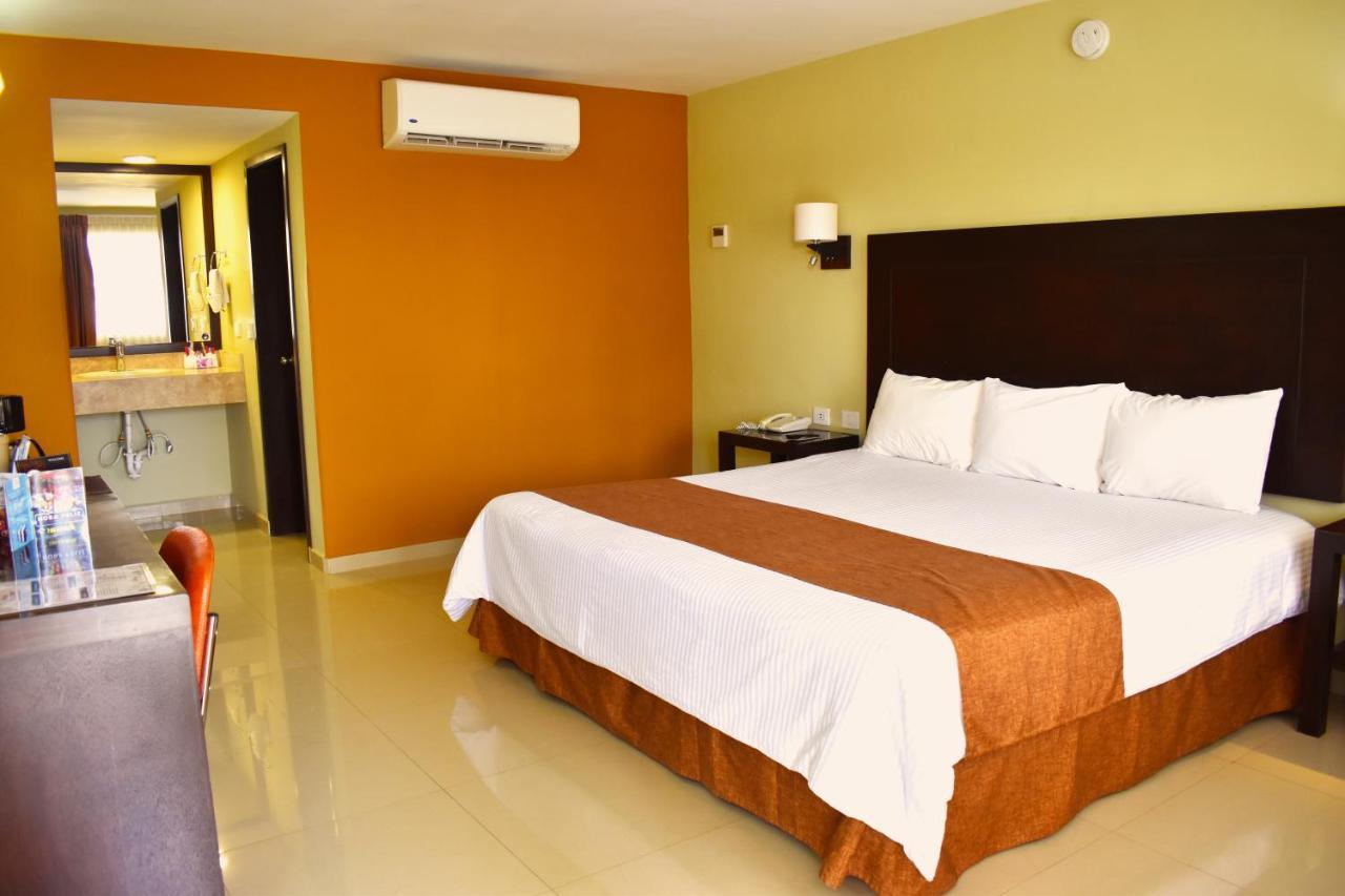 El Camino Hotel & Suites Heroica Caborca Kültér fotó